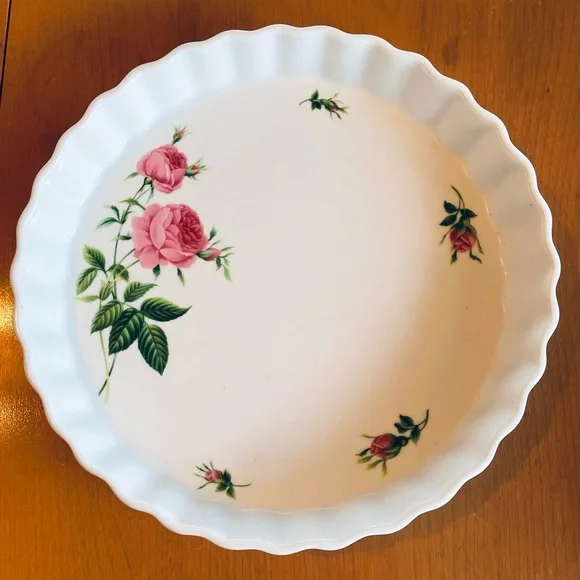 Christineholm 9.5” Ceramic Tart/Quiche pan - Picture 1 of 2